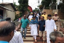 বিপ্লব দেব সরকারকে চাপে ফেলার কৌশল, চাকরি হারানো শিক্ষকদের সঙ্গে কথা সুস্মিতার বিপ্লব দেব সরকারকে চাপে ফেলার কৌশল, চাকরি হারানো শিক্ষকদের সঙ্গে কথা সুস্মিতার