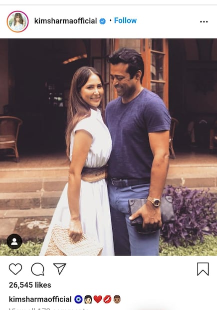 অভিনেত্রীর করা Instagram পোস্টটিতে দেখা যায় কিম হাসি মুখ নিয়ে ক্যামেরার দিকে তাকিয়ে রয়েছেন আর ভালোবাসার চোখে কিমকে দেখছেন লিয়েন্ডার। পোস্টটিতে কোনও ক্যাপশন তিনি লেখেননি। শুধু একটি ইমোজি দেন যেখানে দেখা যায় একটি কাপল একে অপরকে চুমু খাচ্ছে। লিয়েন্ডার এই একই ছবি তাঁর নিজের প্রোফাইলে শেয়ার করে ক্যাপশনে লেখেন ম্যাজিক।