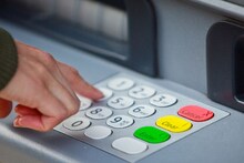 ১ অক্টোবর থেকে ATM ব্যাঙ্কিং পরিষেবা বন্ধ করতে চলেছে এই ব্যাঙ্ক !