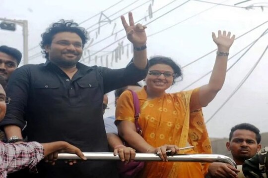 সশরীরে নেই, শুভেচ্ছা আছে বাবুলের (ফাইল ছবি)