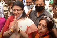 ভবানীপুরে প্রিয়াঙ্কা টিবরেওয়ালের পাশে শুভেন্দু, ধুনুচি নাচের তালে মনোনয়ন পেশ