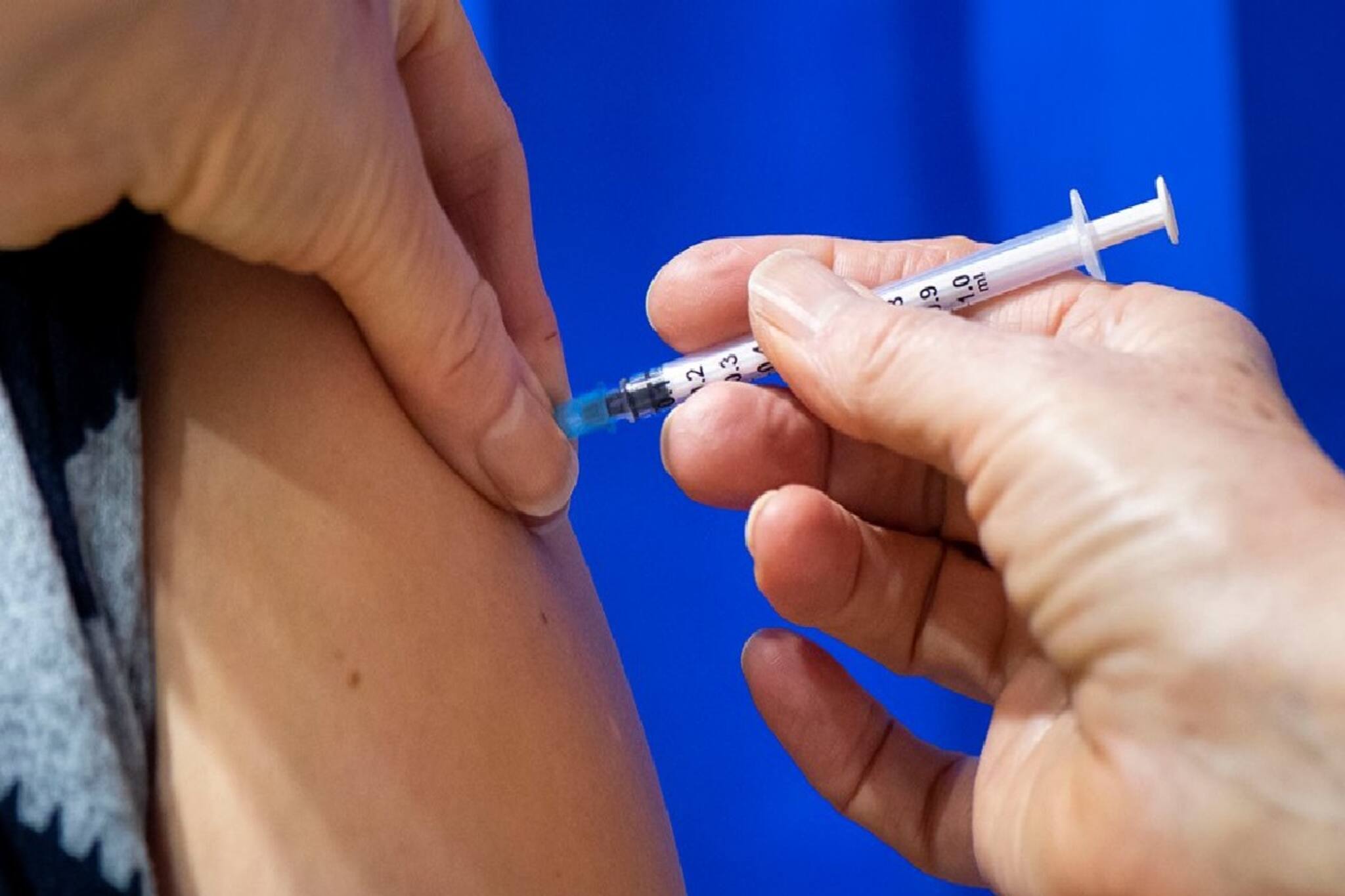 Explained| Corona Vaccine|| করোনা ভ্যকসিন নিয়ে ভুয়ো তথ্যে বিভ্রান্ত হচ্ছেন? আজই জেনে নিন ঠিক-ভুল...