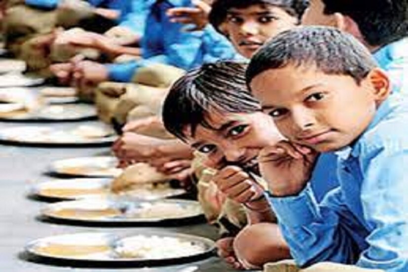 প্রধানমন্ত্রী পোষন যোজনা (PM POSHAN Scheme) শুরু করার বিষয়ে সবুজ সঙ্কেত দিয়েছে কেন্দ্রীয় মন্ত্রিসভা ৷ প্রতীকী ছবি ৷