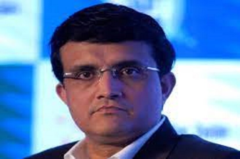 সৌরভ জানিয়েছেন ধোনির বিশাল ক্রিকেট অভিজ্ঞতা ফের ভারতীয় দলকে সাহায্য করবে ৷ ভারতীয় ক্রিকেট বোর্ডের এই সিদ্ধান্ত বুধবারে প্রকাশ্যে আসতেই ক্রিকেট বিশেষজ্ঞরা মনে করছেন এটি একটি বড় সিদ্ধান্ত ৷ ফাইল ছবি ৷ 