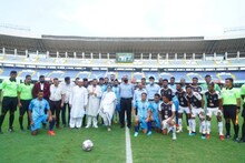 ডুরান্ড কাপের উদ্বোধন কলকাতায়, ফুটবলে লাথি মেরে 'খেলা শুরু' মুখ্যমন্ত্রীর