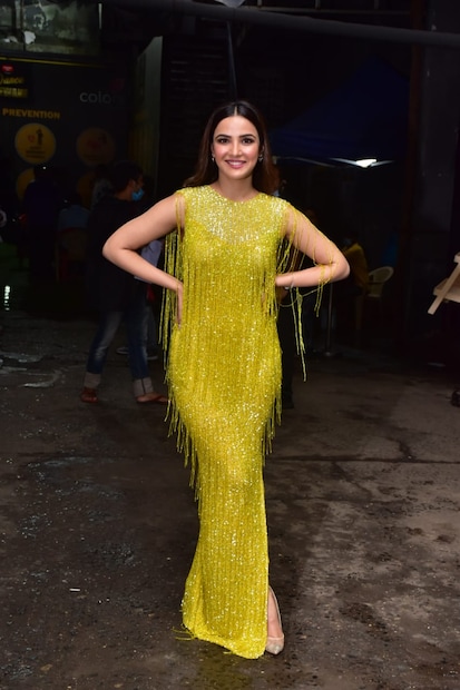 জ্যাসমিন ভাসিনের (Jasmin Bhasin Hot photos) রূপের আগুনে সমস্ত কিছু জ্বলছে ৷ তাঁর ছবি আলাদা মাত্রা সৃষ্টি করেছে ৷ ছবি সৌজন্যে ইনস্টাগ্রাম ৷