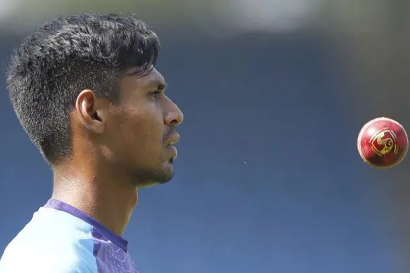 টি-২০ বিশ্বকাপ শুরু হতে আর বেশি দেরি নেই। তার আগে মুস্তাফিজুরের ফর্ম বাংলাদেশকে স্বস্তিতে রাখবে অবশ্যই। এদিন দিল্লি ক্যাপিটালসের বিরুদ্ধে ৪ ওভারে ২০ রান দিয়ে দুটি উইকেট পেয়েছেন মুস্তাফিজুর।