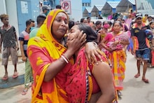 মালদহে ২৪ ঘণ্টায় ৩ শিশুর মৃত্যু! হাসপাতালে জ্বর নিয়ে চিকিৎসাধীন শতাধিক