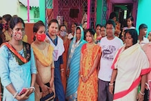 বছর পুরনো বিয়ে সম্পন্ন হল এখন! বীরভূমের সুপ্রিয়ার বিয়ে চোখ খুলে দেবে সমাজের... বছর পুরনো বিয়ে সম্পন্ন হল এখন! বীরভূমের সুপ্রিয়ার বিয়ে চোখ খুলে দেবে সমাজের...