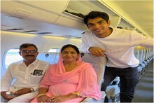 PICS পূর্ণ হল শৈশবের স্বপ্ন! মা-বাবার সঙ্গে বিমানে চড়ে কেন নীরজের আবেগঘন পোস্ট?