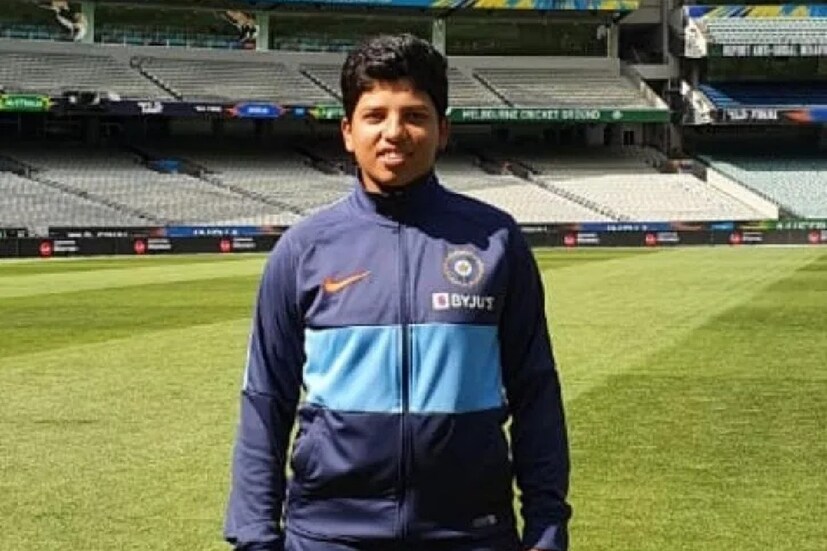 এর আগে স্মৃতি মান্ধানা, দীপ্তি শর্মা, শেফালি বর্মা, রাধা যাদব বিগ ব্যাশ লিগের দলে সই করেছেন। স্মৃতি মন্ধানা ও দীপ্তি গতবারের চ্যাম্পিয়ন সিডনি থান্ডার্স-এর হয়ে খেলবেন। শেফালি, রাধাকে দেখা যাবে সিডনি সিক্সার্স-এর জার্সিতে।