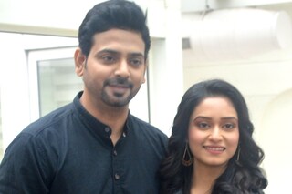 চেনা প্রেমের গল্পে অচেনা রসায়ন পিয়া ও অর্ণবের! নতুন ধারাবাহিক 'রোজা' আসছে 
