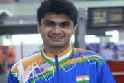 Paralympics-এ বিশ্বচ্যাম্পিয়নের বিরুদ্ধে জোরদার লড়াই! রুপো নয়ডার জেলাশাসকের..