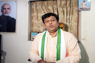 সুকান্ত মজুমদারকে নিয়ে চিন্তিত পরিবার সুকান্ত মজুমদারকে নিয়ে চিন্তিত পরিবার