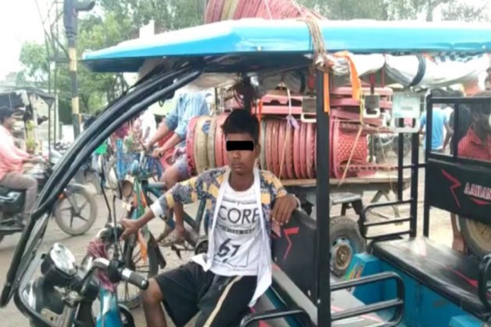 বাড়ছে নাবালক টোটো চালকদের হাতে দুর্ঘটনা-প্রাণহানি! প্রশাসনের হস্তক্ষেপের দাবি