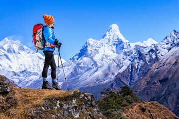 ৩ মাসে ২৩ মিলিয়ন ডলার! শরৎকালীন Trekking-এ বাম্পার আয় নেপাল পর্যটনের...