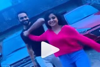 মিঠাই-সোমের নাচ
