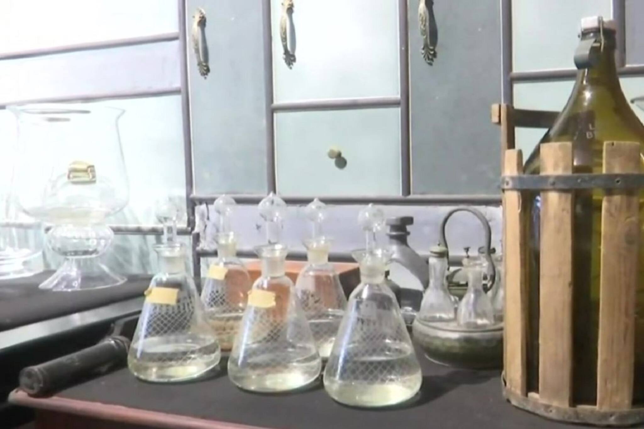 জাদুঘরে ঢুকলেই চারিদিকে মদের নেশা! দেশের প্রথম অ্যালকোহল মিউজিয়াম খোলা হল গোয়ায়!