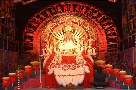 মণ্ডপে ঢুকে প্রতিমা দর্শন করা যাবে না, এবারও একই নির্দেশ হাইকোর্টের