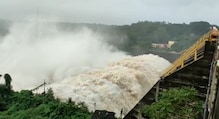 নিম্নচাপ কাটলেও, এখনও জেলার অনেকাংশ জলের তলায়, ব্যাপক ক্ষয়ক্ষতি নিম্নচাপ কাটলেও, এখনও জেলার অনেকাংশ জলের তলায়, ব্যাপক ক্ষয়ক্ষতি