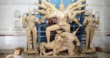 ইংরেজ জেলাশাসক বন্ধ করেছিলেন নবমীর বলি, তাও সোঁয়াইয়ের পুজোয় হয় মহিষ বলি ইংরেজ জেলাশাসক বন্ধ করেছিলেন নবমীর বলি, তাও সোঁয়াইয়ের পুজোয় হয় মহিষ বলি