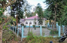 কমলা, ছোটো গ্রাম আর রবীন্দ্রনাথ! পুজোয় মন ভালোর জায়গা হতেই পারে মংপু কমলা, ছোটো গ্রাম আর রবীন্দ্রনাথ! পুজোয় মন ভালোর জায়গা হতেই পারে মংপু