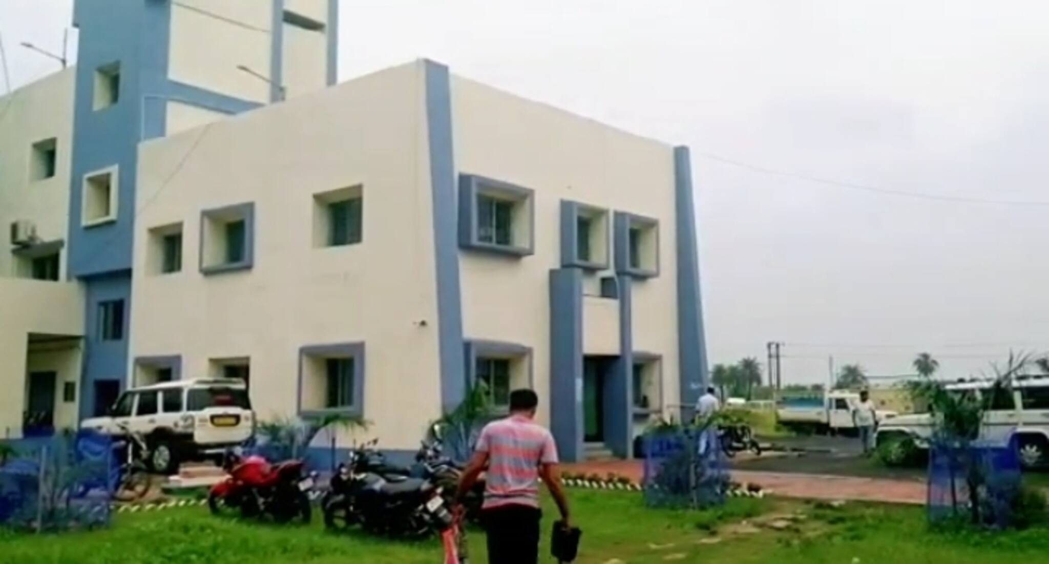 ভুয়ো স্বাস্থ্যসাথী কার্ড বানিয়ে গ্রেপ্তার মোবাইল দোকানের ব্যবসায়ী