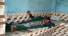ভাতারের ছাতনি গ্রামে মৃতদেহ উদ্ধার ঘিরে চাঞ্চল্য, ঘটনার তদন্ত শুরু করেছে পুলিশ ভাতারের ছাতনি গ্রামে মৃতদেহ উদ্ধার ঘিরে চাঞ্চল্য, ঘটনার তদন্ত শুরু করেছে পুলিশ