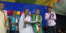 দশমীর পর বস্ত্র বিতরণ হল শ্রীবাটী গ্ৰাম পঞ্চায়েতের মূলগ্ৰামে দশমীর পর বস্ত্র বিতরণ হল শ্রীবাটী গ্ৰাম পঞ্চায়েতের মূলগ্ৰামে