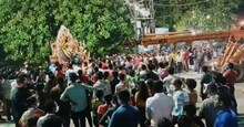করোনাবিধি শিকেয় তুলে বিসর্জনে মাতল জলপাইগুড়ি, চিন্তায় প্রশাসন