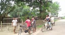 বাড়ির আমগাছ থেকে ভেসে আসছে ঘন্টার আওয়াজ! ব্যাপক চাঞ্চল্য শিলিগুড়ির গ্রামে বাড়ির আমগাছ থেকে ভেসে আসছে ঘন্টার আওয়াজ! ব্যাপক চাঞ্চল্য শিলিগুড়ির গ্রামে