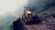 পাহাড়ে রাস্তা মেরামত থেকে কালীপুজোর প্রস্তুতি, দিনের গুরুত্বপূর্ণ খবর একনজরে পাহাড়ে রাস্তা মেরামত থেকে কালীপুজোর প্রস্তুতি, দিনের গুরুত্বপূর্ণ খবর একনজরে