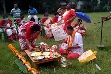করোনাবিধি মেনেই চলবে পুজো, খুঁটি পুজো দিয়ে সূচনা দেবীনগরের জগদ্ধাত্রী পুজোর করোনাবিধি মেনেই চলবে পুজো, খুঁটি পুজো দিয়ে সূচনা দেবীনগরের জগদ্ধাত্রী পুজোর