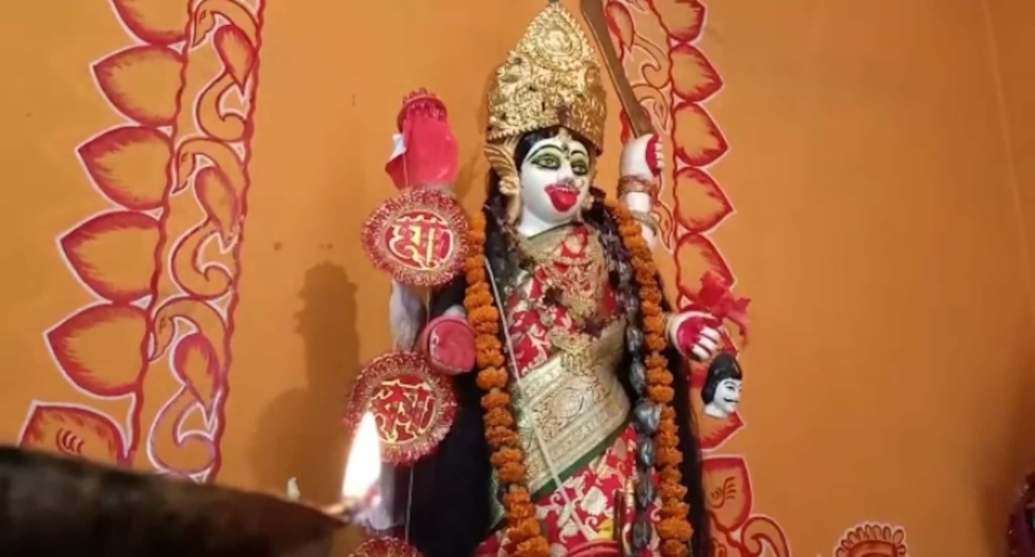 কুলটিতে সাদা রূপে পুজো হয় ফলহারিনী কালীর