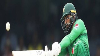 আসিফ আলির মুক্তকণ্ঠ প্রশংসা করলেন আফ্রিদি