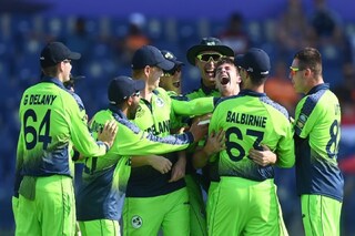 ক্যাম্পারকে ঘিরে উচ্ছ্বাস সতীর্থদের৷ Photo- ICC/Twitter