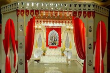 Delhi Durga Puja| ইয়াব্বড় নয়, ছোট্ট অথচ সূক্ষ্ম, উদাহরণ তৈরি করল রাজধানীর এই পুজো... Delhi Durga Puja| ইয়াব্বড় নয়, ছোট্ট অথচ সূক্ষ্ম, উদাহরণ তৈরি করল রাজধানীর এই পুজো...