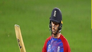 ৭১ রানের ইনিংস খেলে অস্ট্রেলিয়াকে একাই শেষ করে দিলেন বাটলার