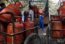 Aadhaar দেখিয়ে সঙ্গে সঙ্গে পেয়ে যাবেন LPG গ্যাস কানেকশন, মিলবে সাবসিডির সুবিধা