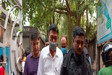 সাইকেল চোর অপবাদে শিক্ষককে মার, গা ঢাকা দেওয়ার আগেই গ্রেফতার তৃণমূল নেতা সাইকেল চোর অপবাদে শিক্ষককে মার, গা ঢাকা দেওয়ার আগেই গ্রেফতার তৃণমূল নেতা