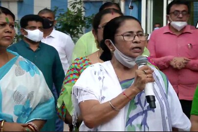ভবানীপুরে জয়ের পর মুখ্যমন্ত্রী৷   Photo-ANI