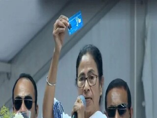 স্বাস্থ্যসাথী রয়েছে তবু ঘুরপথে টাকা নেওয়া চলবে না।