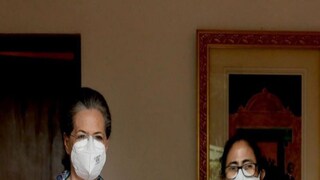 সৌজন্যের এই ছবি দেখা যায়নি গত কয়েক মাসে৷ 