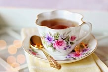 Tea for Skin Care: আপনার সকালের চায়ের পেয়ালাই ধরে রাখে ত্বকের জেল্লা Tea for Skin Care: আপনার সকালের চায়ের পেয়ালাই ধরে রাখে ত্বকের জেল্লা