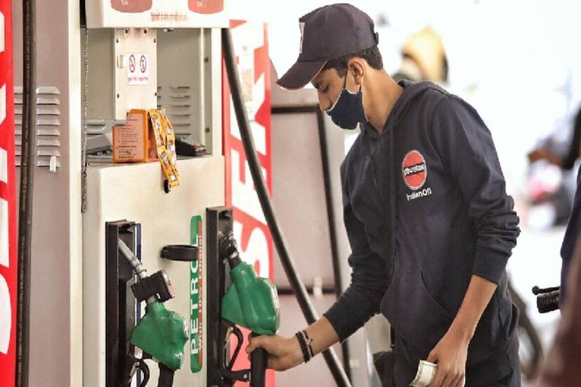 চার মহানগরে পেট্রোল ও ডিজেলের দাম (Petrol Diesel Price on 08 October 2021)  দিল্লি- পেট্রোল ১০৩.৫৪ টাকা, ডিজেল ৯২.১২ টাকা মুম্বই- পেট্রোল ১০৯.৫৪ টাকা, ডিজেল ৯৯.৯২ টাকা চেন্নাই- পেট্রোল ১০১.০১ টাকা, ডিজেল ৯৬.৬০ টাকা কলকাতা- পেট্রোল ১০৪.২৩ টাকা, ডিজেল ৯৫.২৩ টাকা