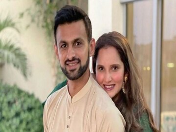  Sania Mirza reacts to cricket fan's calling Shoaib Malik jijaji during india vs pakistan match