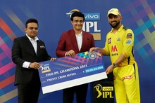‘আমি এখনও ছেড়ে যাইনি...’ আইপিএল ফাইনাল শেষে ধোনি যা বললেন