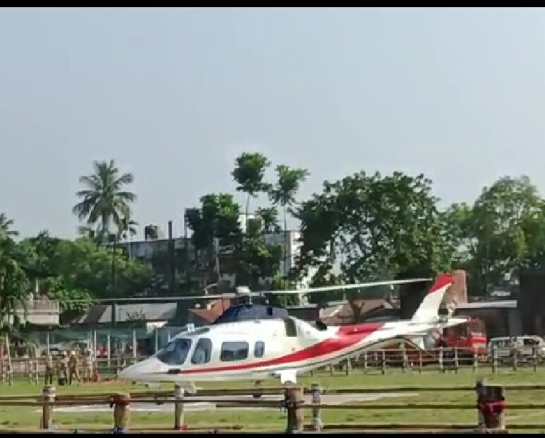 তৃণমূল কংগ্রেস প্রার্থী উদয়ন গুহ বলেন, অভিষেক বন্দ্যোপাধ্যায় সভা করবেন এই খবর ছড়িয়ে পরতেই উন্মাদনা অনেক বেড়েছে দিনহাটা জুড়ে৷ দলের সর্বভারতীয় সাধারণ সম্পাদকের এই হেভিওয়েট সভাতে ব্যাপক ভিড় হবে বলেই বুক বাঁধছে তৃণমূল যুব নেতৃত্ব থেকে প্রবীণরা।