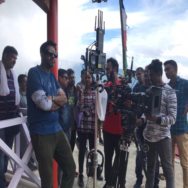 *পরিচালক শিলাদিত্য মৌলিকের পরিচালনায় তৈরি হল নতুন ছবি লুকোচুরি৷ আপাতত শেষ হয়েছে শ্যুটিংপর্ব৷ ছবিতে অভিনয় করেছেন রাজদীপ দেব, সাহেব চট্টোপাধ্যায়, আত্মদীপ ঘোষ, গুলসানারা খাতুন, আঙ্গনা রায়, সুকন্যা৷ 