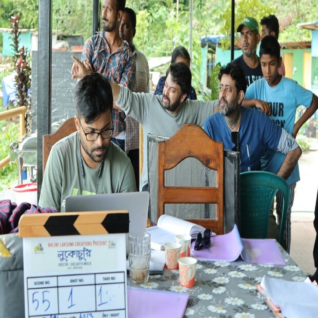*আপাতত লুকোচুরি ছাড়াও শিলাদিত্যের ঝুলিতে রয়েছে আরও একটি ছবি৷ নাম চিনেবাদাম৷ তাতে অভিনয় করছেন যশ সেনগুপ্ত ও এনা সাহা৷ ছবির প্রযোজক এনা নিজেই৷ 